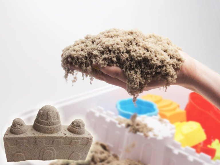 Kinetic sand